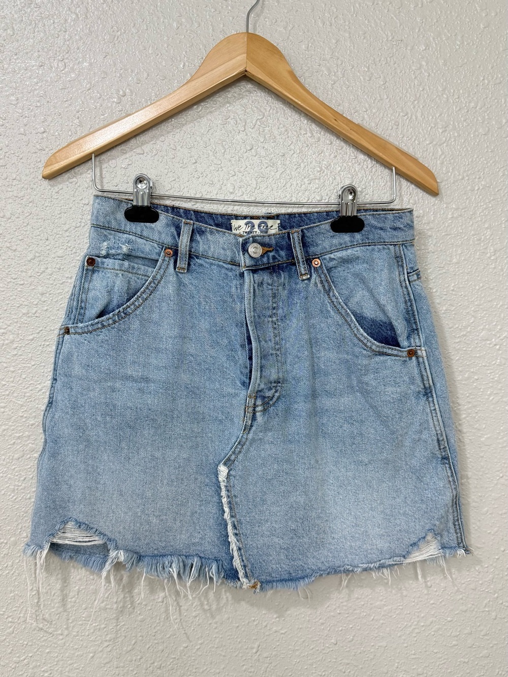 We The Free Denim Cut Off Skirt size 28-29